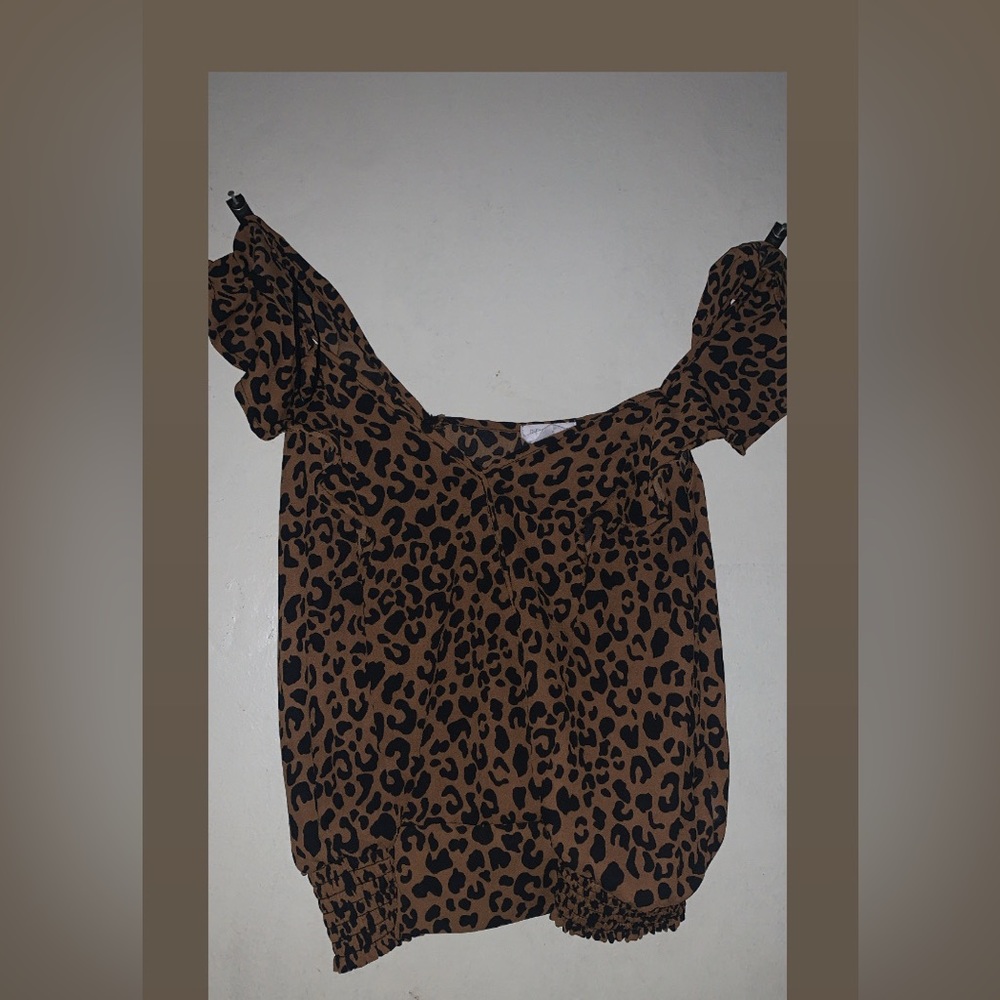 Size small